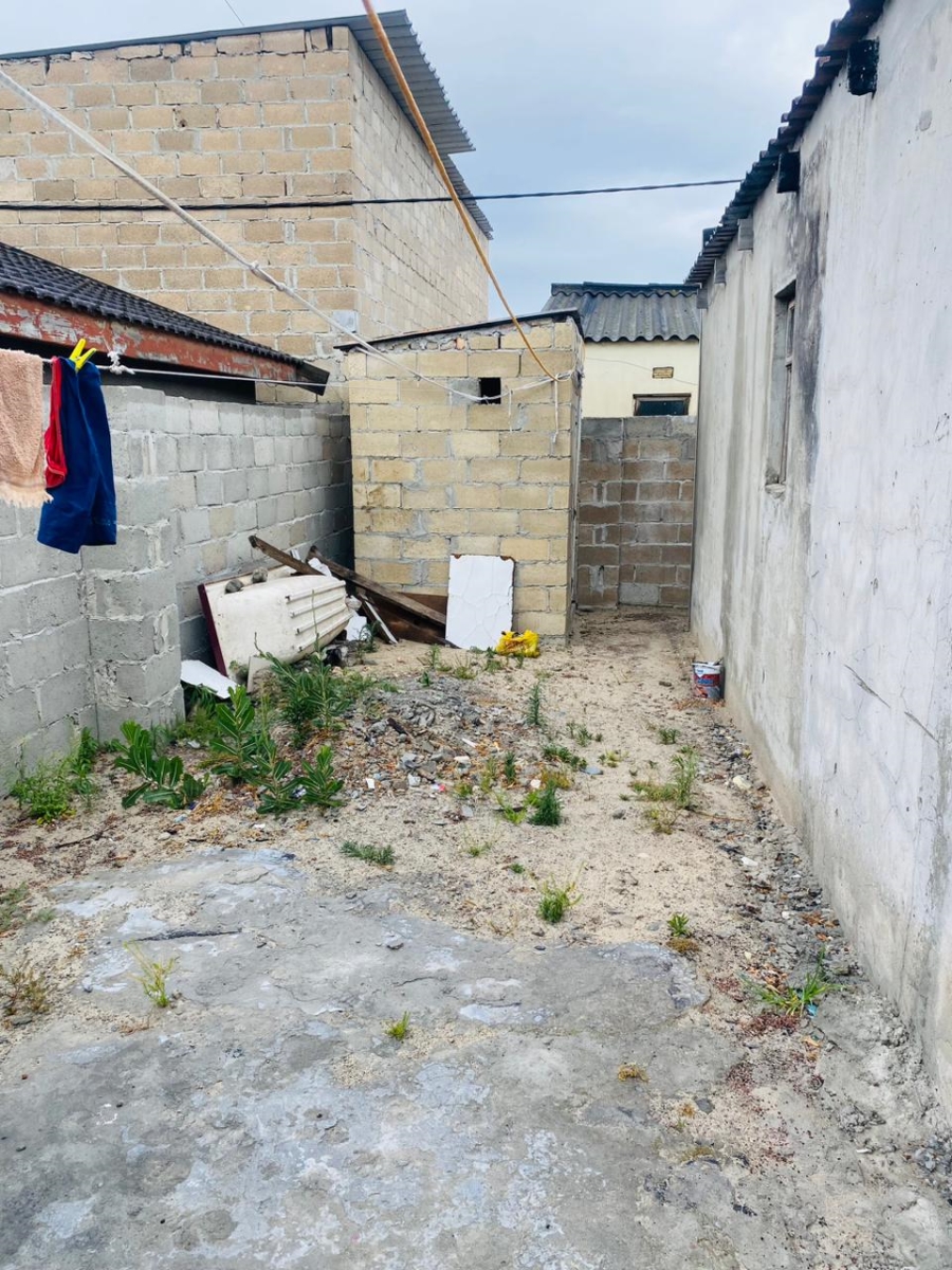 3 Bedroom Property for Sale in Harare Western Cape